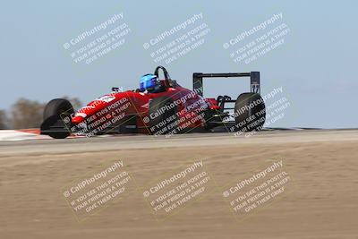 media/Oct-26-2025-CalClub SCCA (Sun) [[8ce1e69566]]/Group 3/Grapevine/